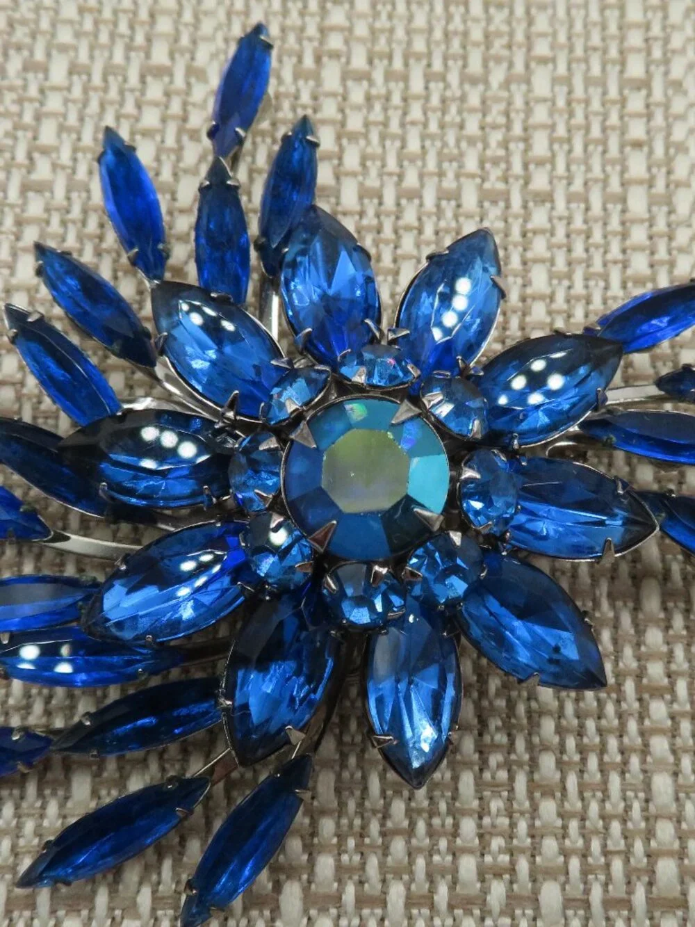 Vintage Judy Lee Electric Blue Spray Brooch